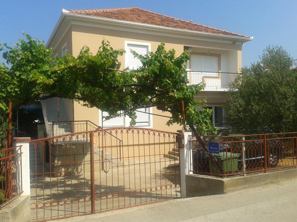 Apartments Lorena Zadar Exterior foto